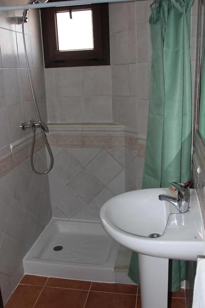 Hostal Jadraza Zahara de los Atunes Guest house