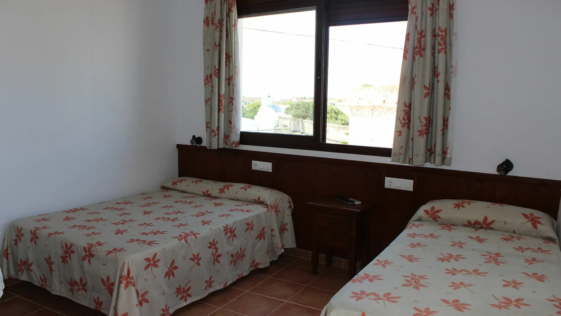Hostal Jadraza Zahara de los Atunes Guest house